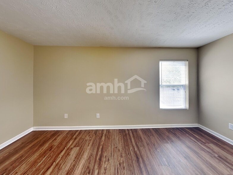 Building Photo - 3340 Blaze Dr