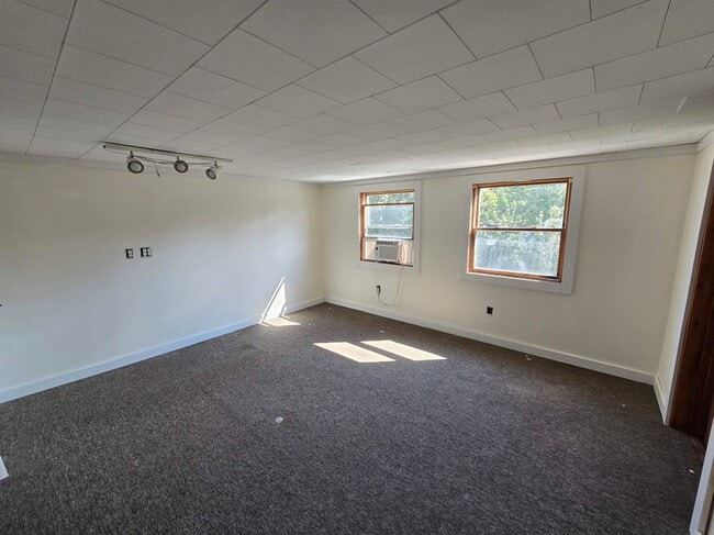 Building Photo - 30 Halstead St