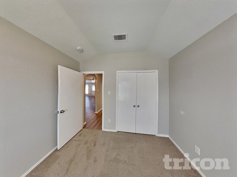 Building Photo - 20435 Shiloh Mist Ln