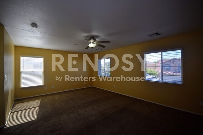 Building Photo - Space, Comfort, and a Layout Built for Real Life -- Iron Mountain Ranch
