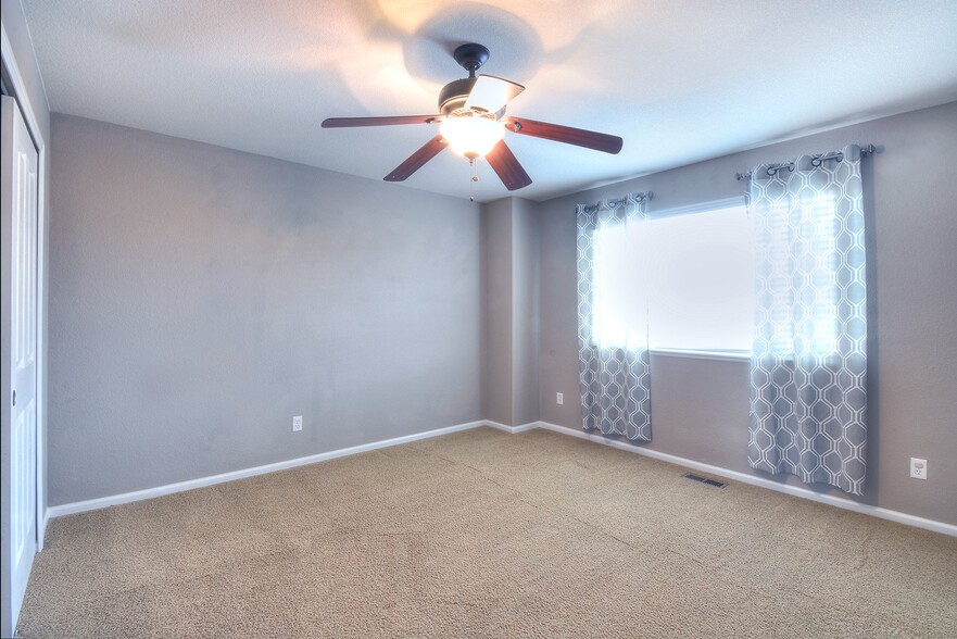 Building Photo - 9702 Beryl Dr
