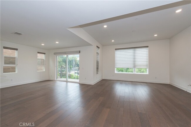Building Photo - 2768 Wright Ln