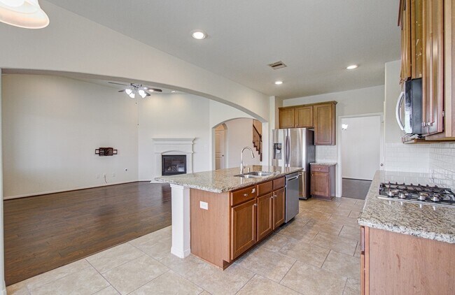 Building Photo - 26831 Marble Lakes Dr