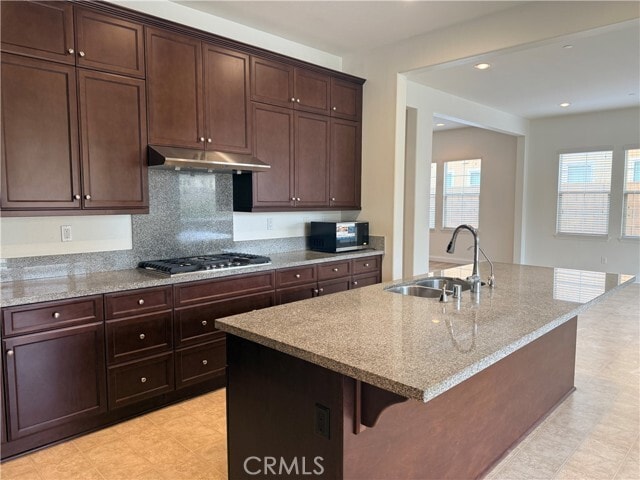 Building Photo - 6012 Porto St