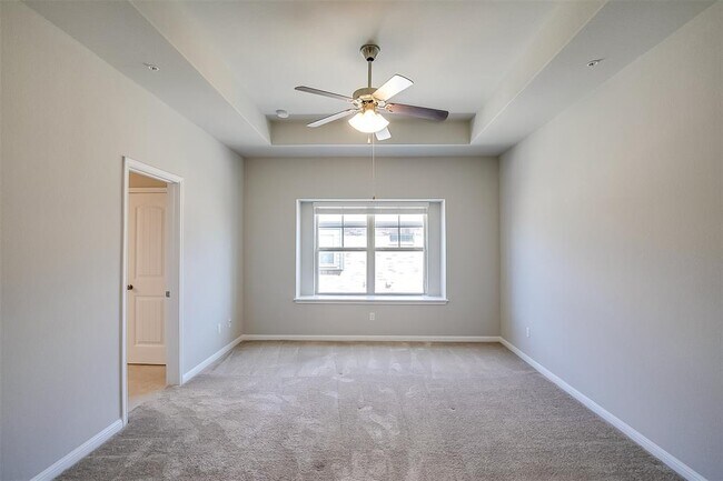 Building Photo - 7220 Wyoming Springs Dr