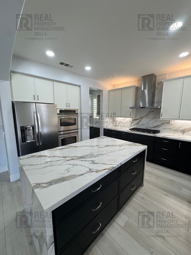 Building Photo - Murrieta Luxury Estate with Resort Pool, Designer Kitchen & Entertainer’s Backyard Retreat