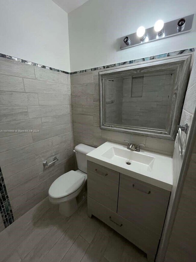 Building Photo - 4172 SW 156th Ave