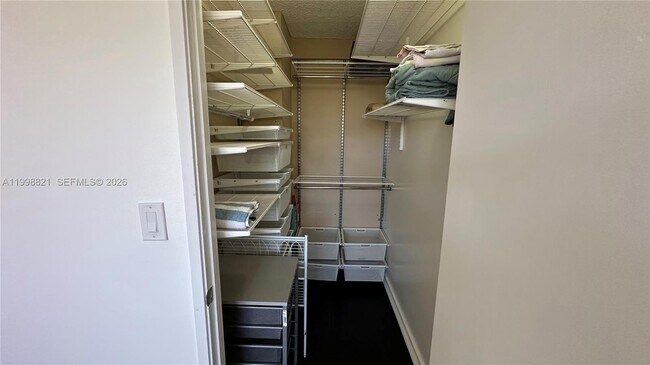 Building Photo - 210 174th St