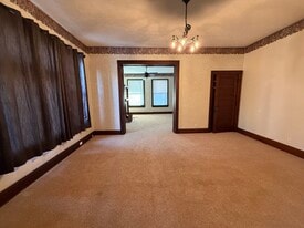 Building Photo - 230 Buckeye St