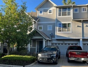 Building Photo - South Longmont Townhome with Attached Garage & Private Patio