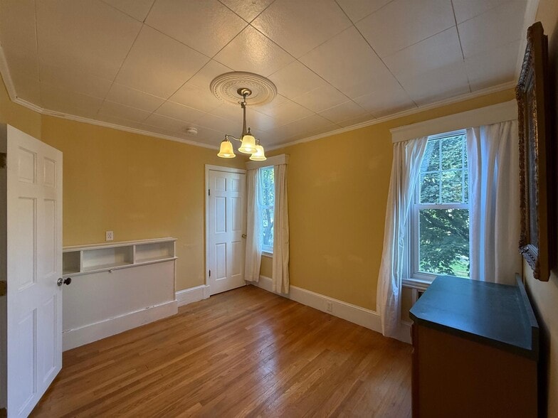 Building Photo - 11 Beech St