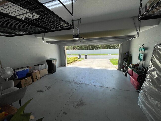 Building Photo - 15246 Harrington Cove Dr