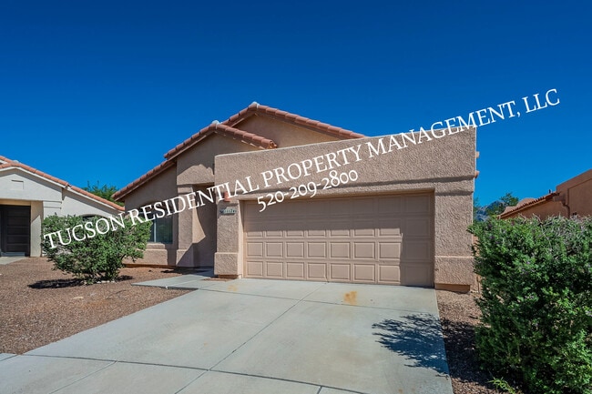 Building Photo - 11174 N Sand Pointe Dr