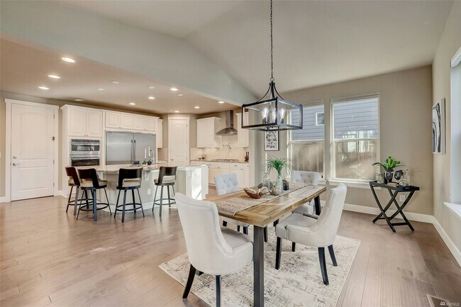 Building Photo - 4240 Overlook Ct