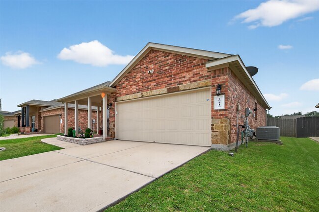 Building Photo - 20415 Summer Jasmine Way