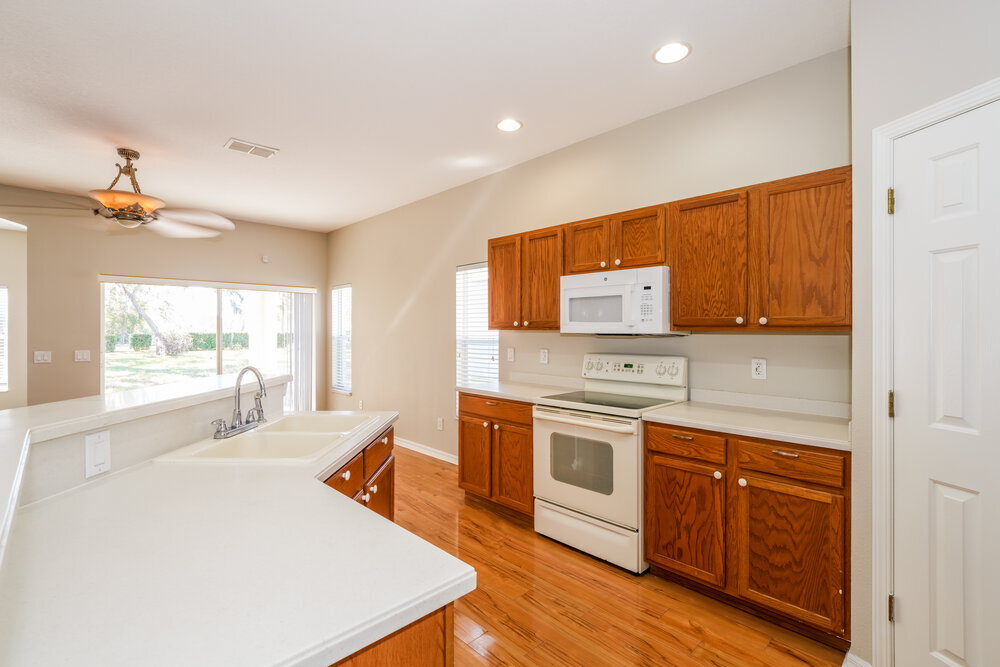 Building Photo - 16716 Caracara Ct