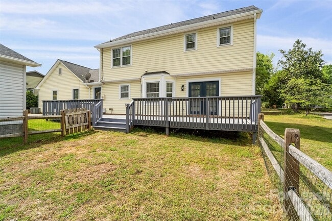 Building Photo - 6600 Porterfield Rd