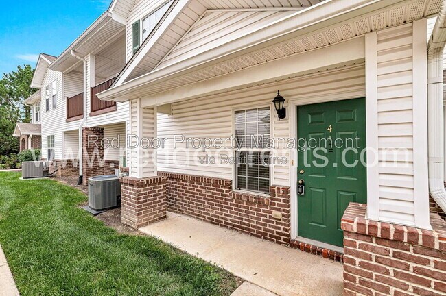Building Photo - 4948 Potomac Square Pl