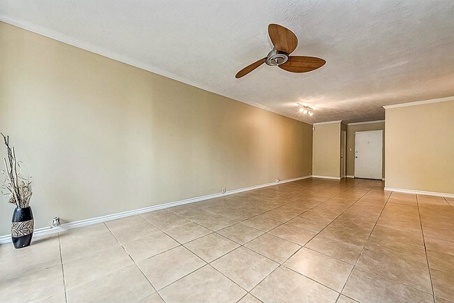 Building Photo - 5353 Institute Ln