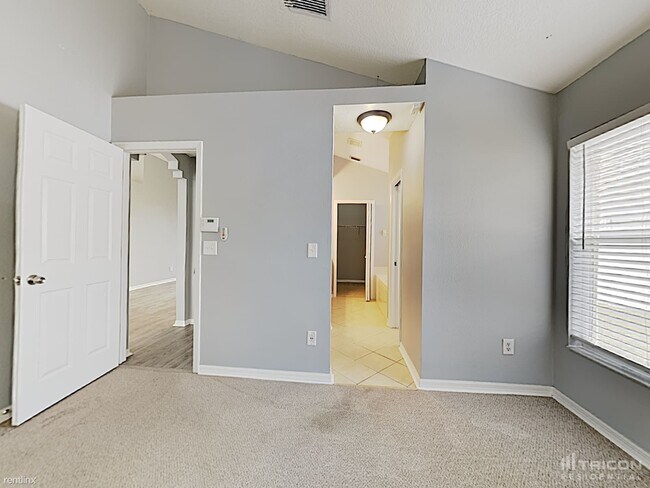 Building Photo - 8821 Key W Cir
