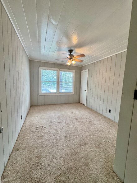 Building Photo - 7203 Porcher Dr