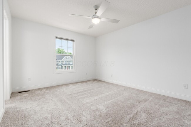 Building Photo - 3189 Glenmead Dr