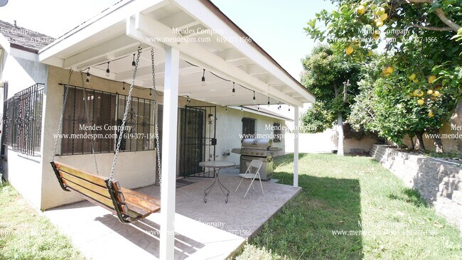 Building Photo - 6762 Alsacia St