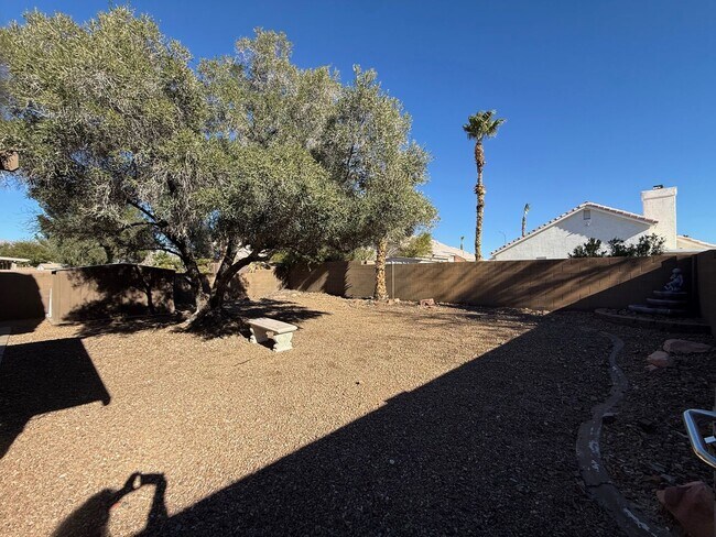 Building Photo - Rancho Alta Mira Single Story Home with 2 Car Garage