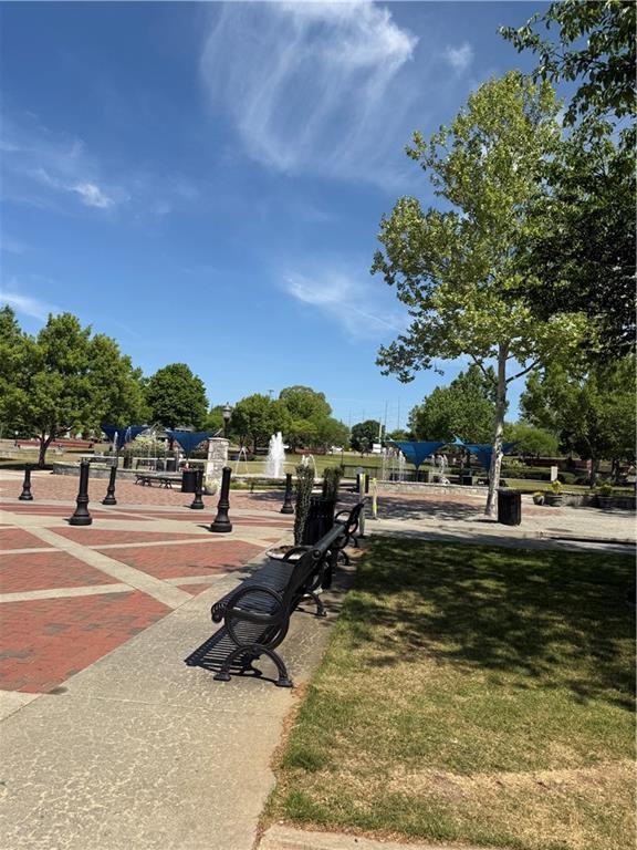 Building Photo - 332 Suwanee Ave NW