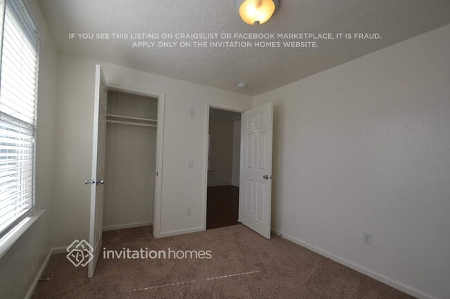 Building Photo - 622 W 13th St