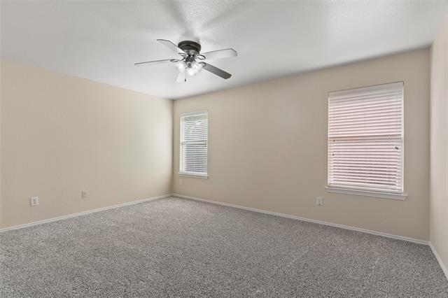 Building Photo - 308 Laurel Ln