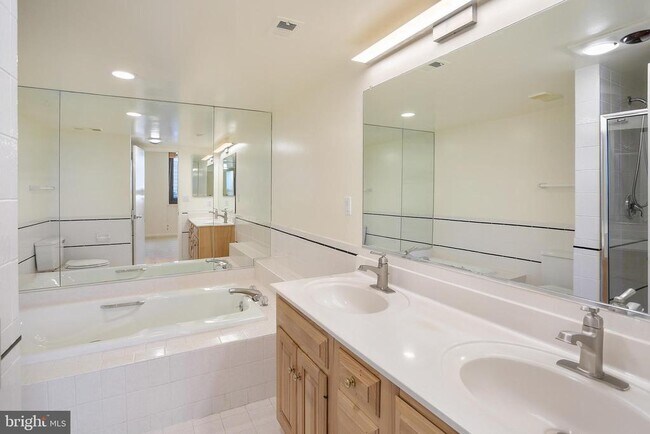 Building Photo - 5505 Seminary Rd