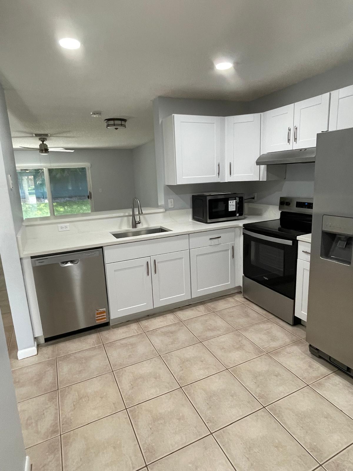 Building Photo - 9766 Kamena Cir