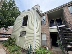 Building Photo - 6602 Harbor Town Dr