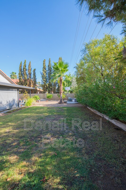 Building Photo - 17442 N 56th Pl