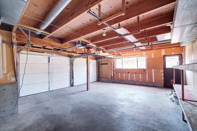 Building Photo - 5Bd/3Ba Edmonds House