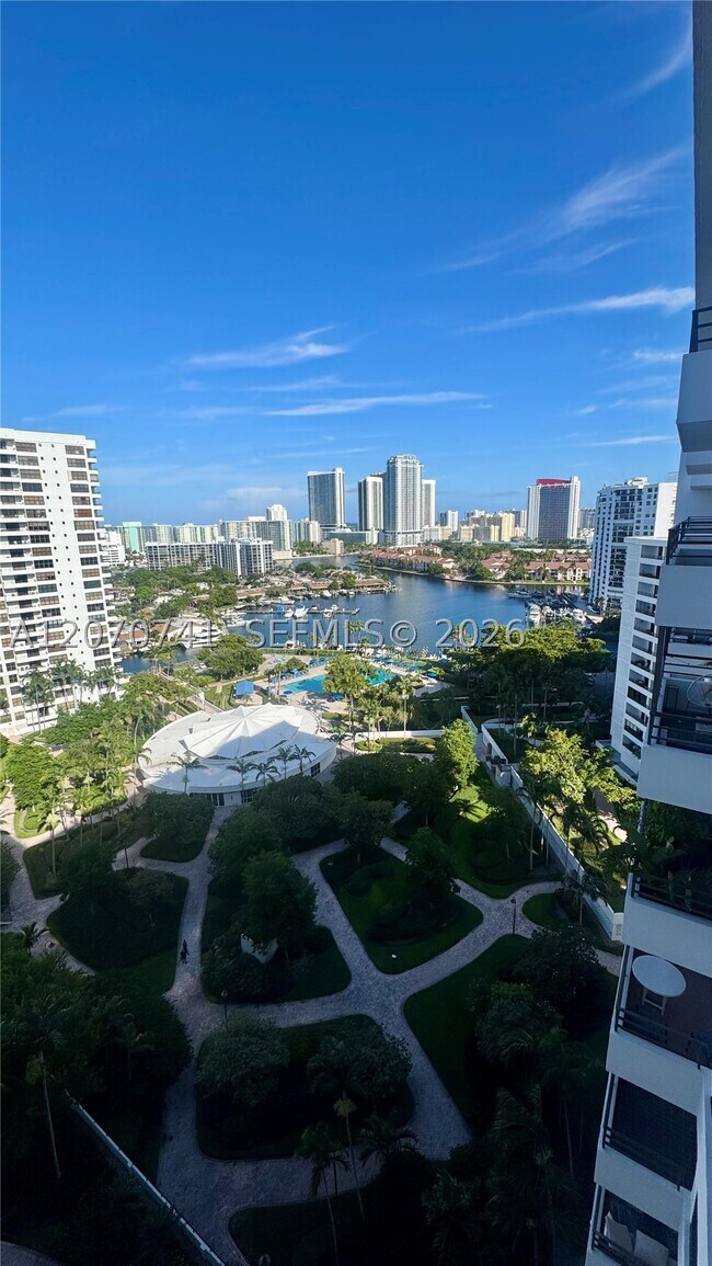 Building Photo - 600 Three Islands Boulevard