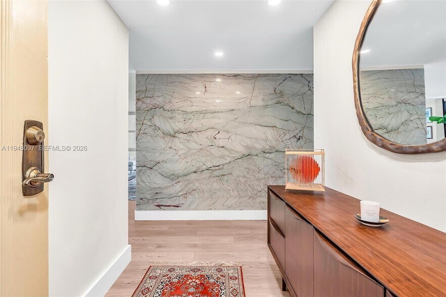 Building Photo - 1865 Brickell Ave