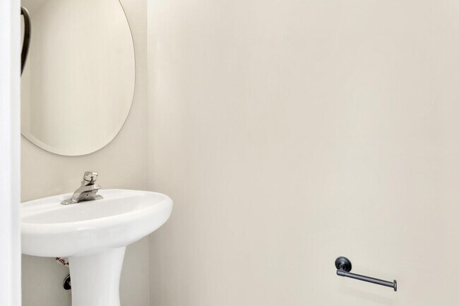 Building Photo - 39 S Camellia Grove Cir