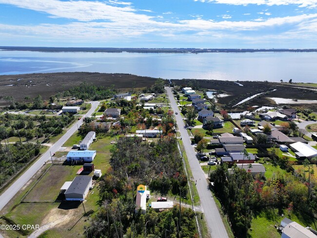 Building Photo - 1433 S Kimbrel Ave