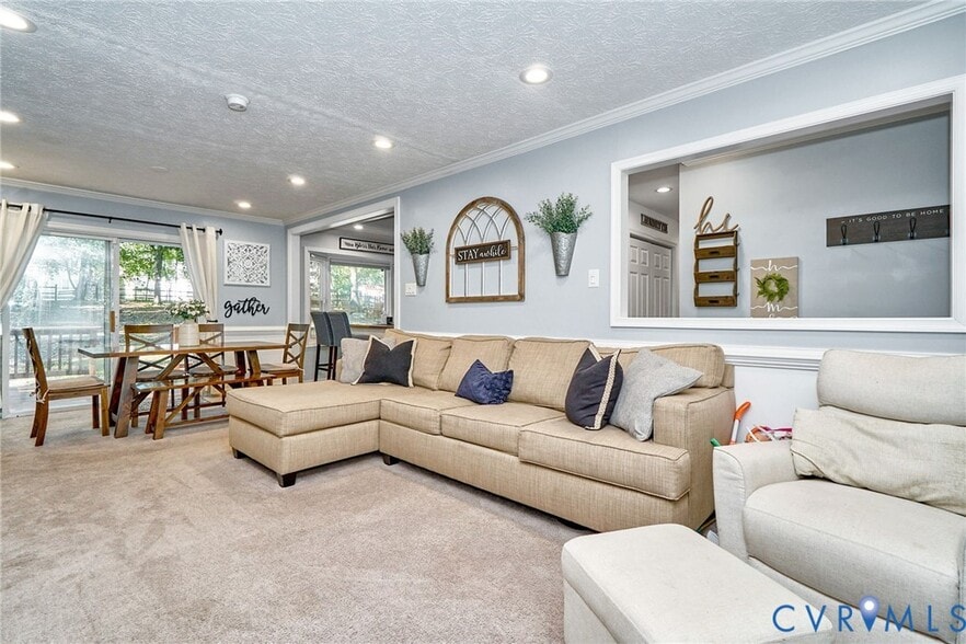 Building Photo - 3434 Castlebury Dr