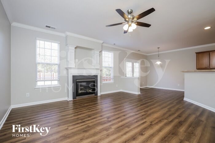 Building Photo - 4242 Glenmore Creek Dr