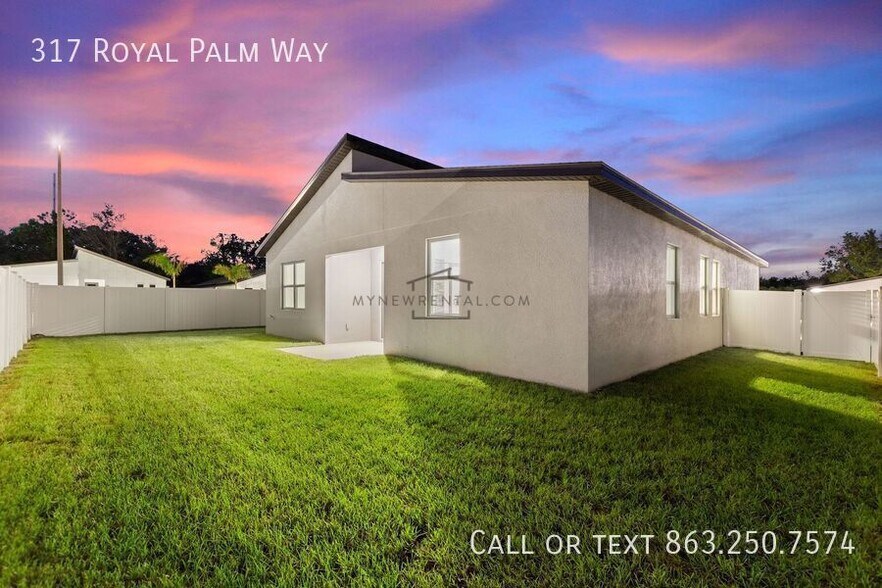 Building Photo - 317 Royal Palm Wy