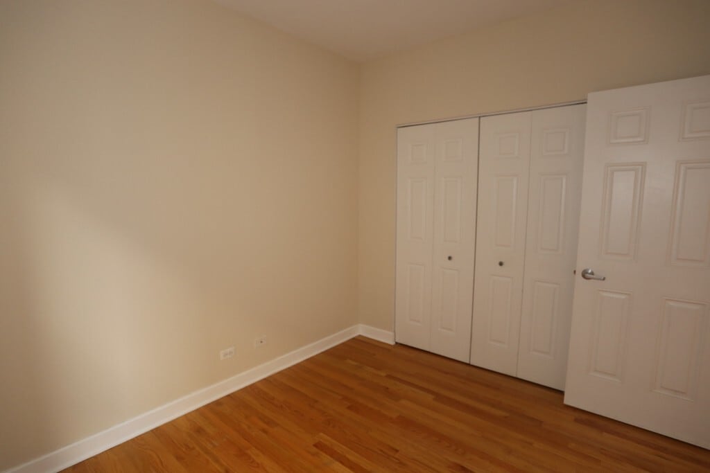 Building Photo - 3257 N Clifton Ave