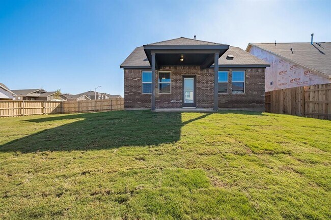 Building Photo - 108 Leatherleaf Dr