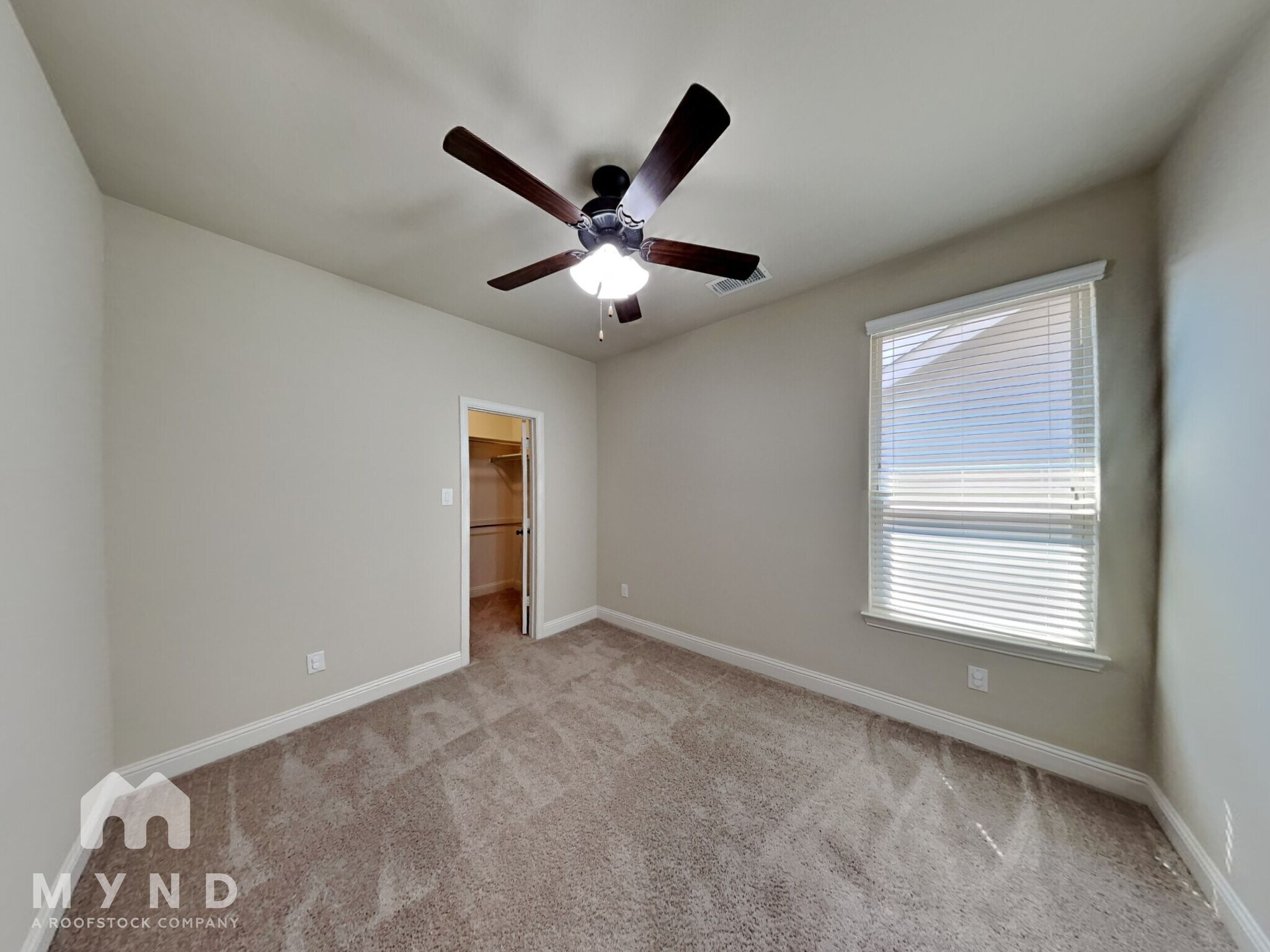 Building Photo - 4144 Riverside Dr