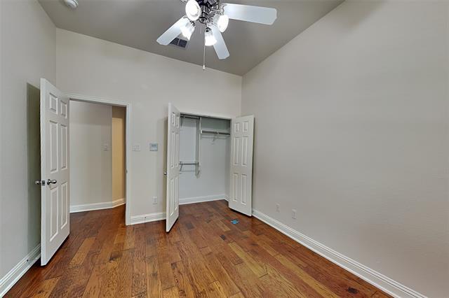 Building Photo - 3404 Pilgrim Dr