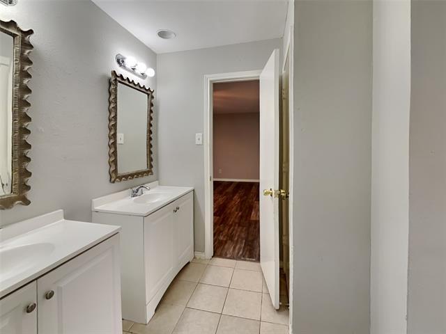 Building Photo - 1654 Belltower Dr