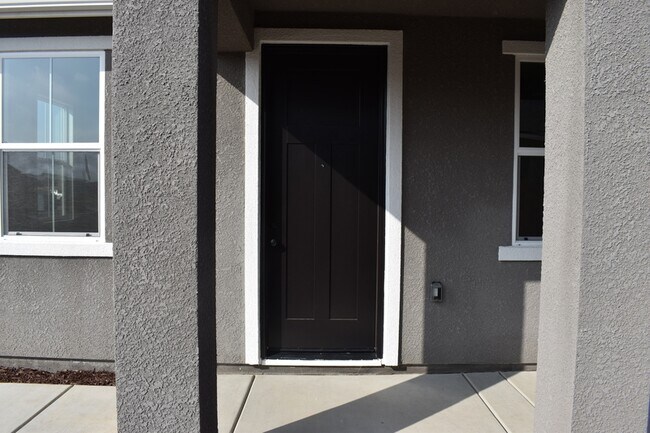 Building Photo - 4649 Jema Wy