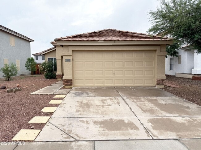 Primary Photo - 11829 W Shaw Butte Dr